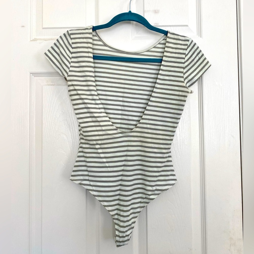 sadie & sage slimming stripped bodysuit!!